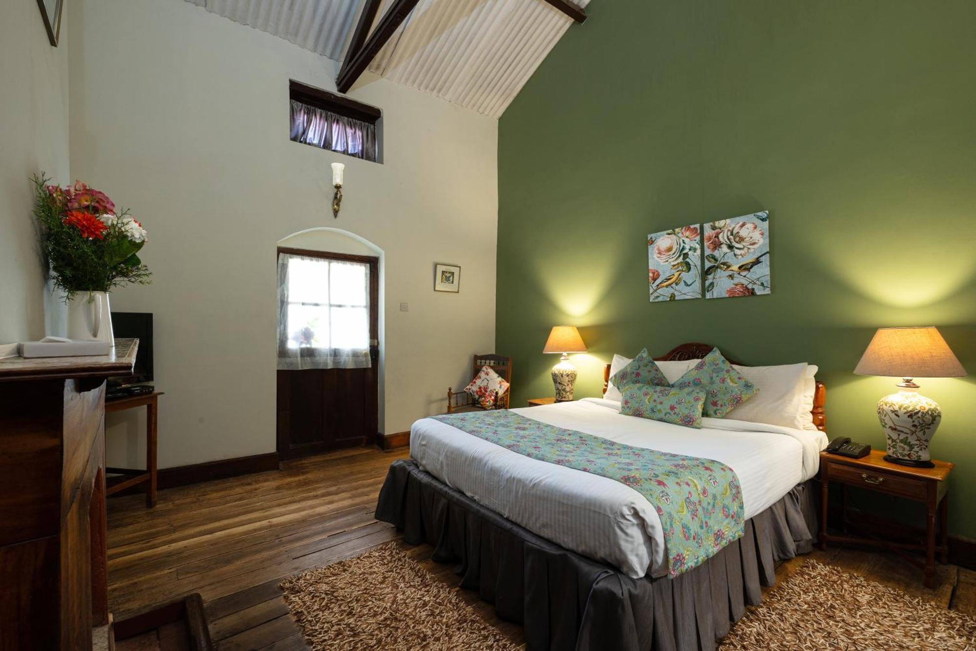 King'S Cliff Hotel Ooty Exterior photo